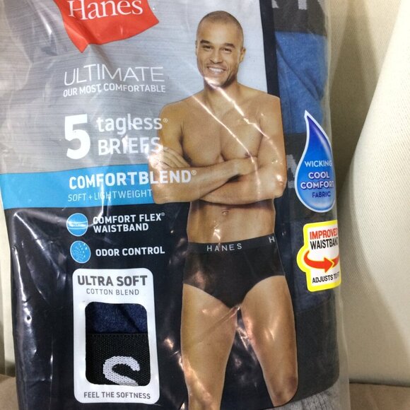 NEW Hanes Men’s Tagless Briefs Cotton Polyester Gray Black Blue Small 28-30” - Picture 4 of 4